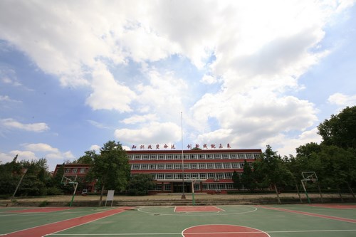 中國洛陽一拖技師學院有哪些熱門專業？